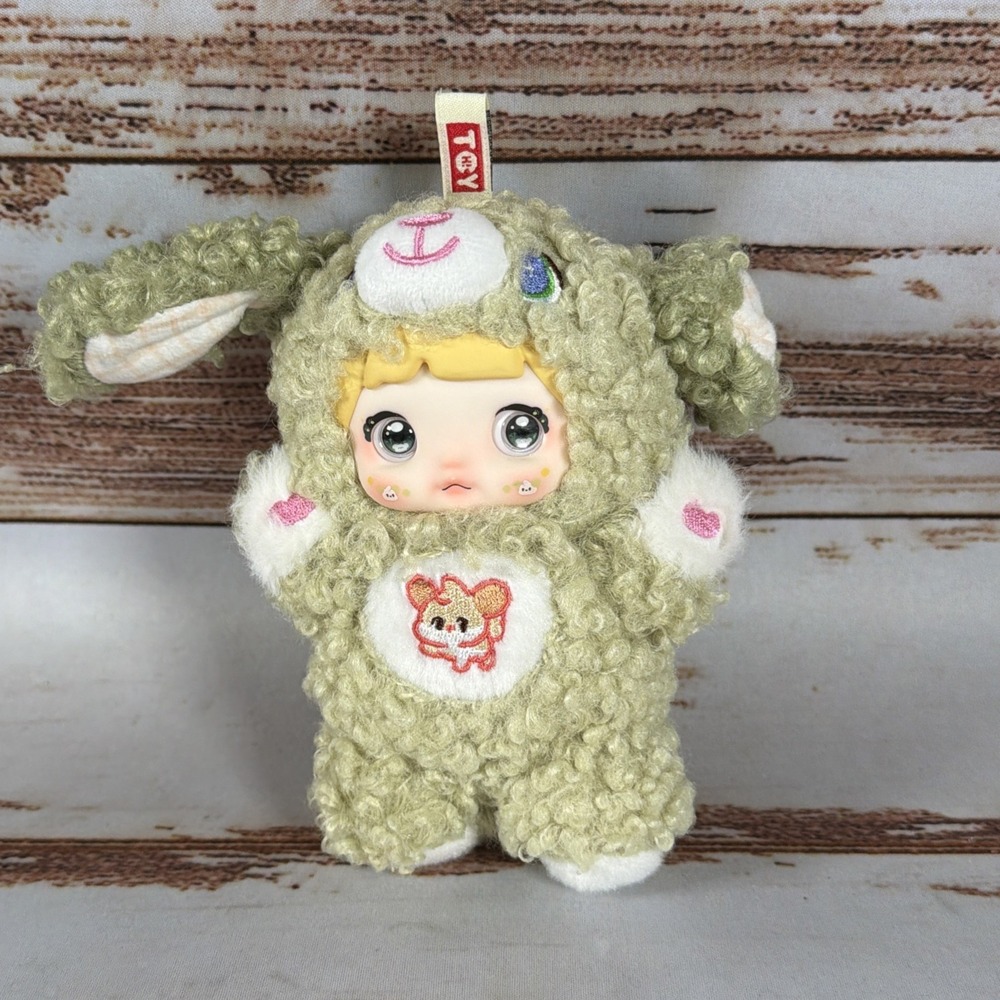Nommi Puppy Diary: Matcha Wiggle Plush Keychain